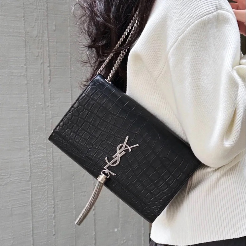 限量98新🆕Ysl 黑色鱷魚壓紋kate銀飾五金logo 鏈條流蘇單肩斜挎包-0