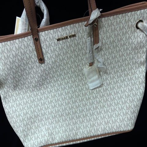 MICHAEL KORS Jet set travel 防刮皮革托特包 白色