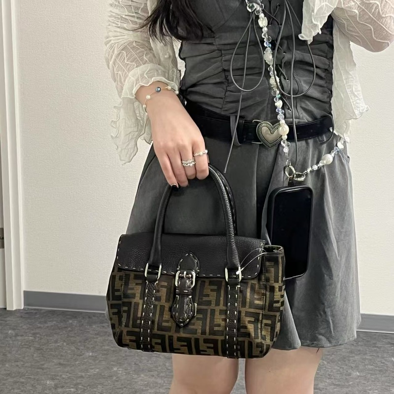 「JL精品代購」Fendi帆布拼皮外縫線手提小包-2