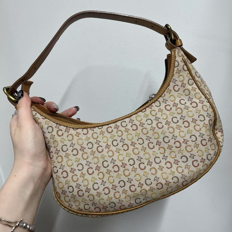 「JL精品代購」Celine帆布拼皮淺棕色月牙腋下手提包-4