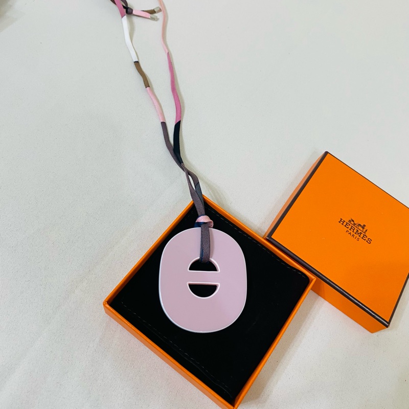 Hermes 牛角吊飾項鍊-1