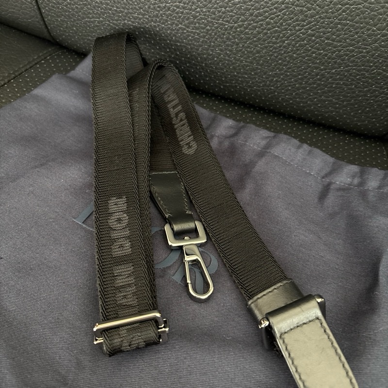 DIOR男包 hit the road mini黑色（配件完整）-18