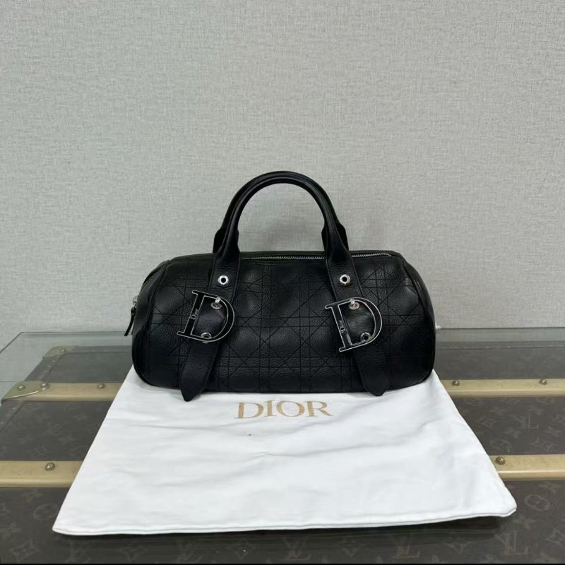 DIOR 中古琺瑯質雙D牛皮保齡球包32*15*14 98新配件塵袋-0