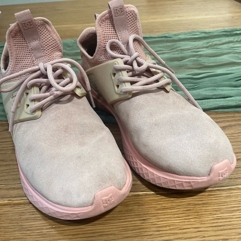 DC Shoes  女鞋25.5