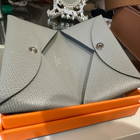 Hermes Calvi 海鷗灰卡夾