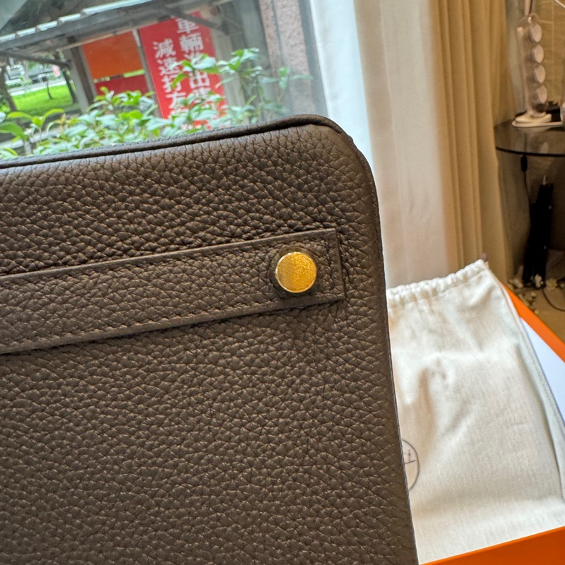 HERMÈS Birkin 30 Touch Y-8