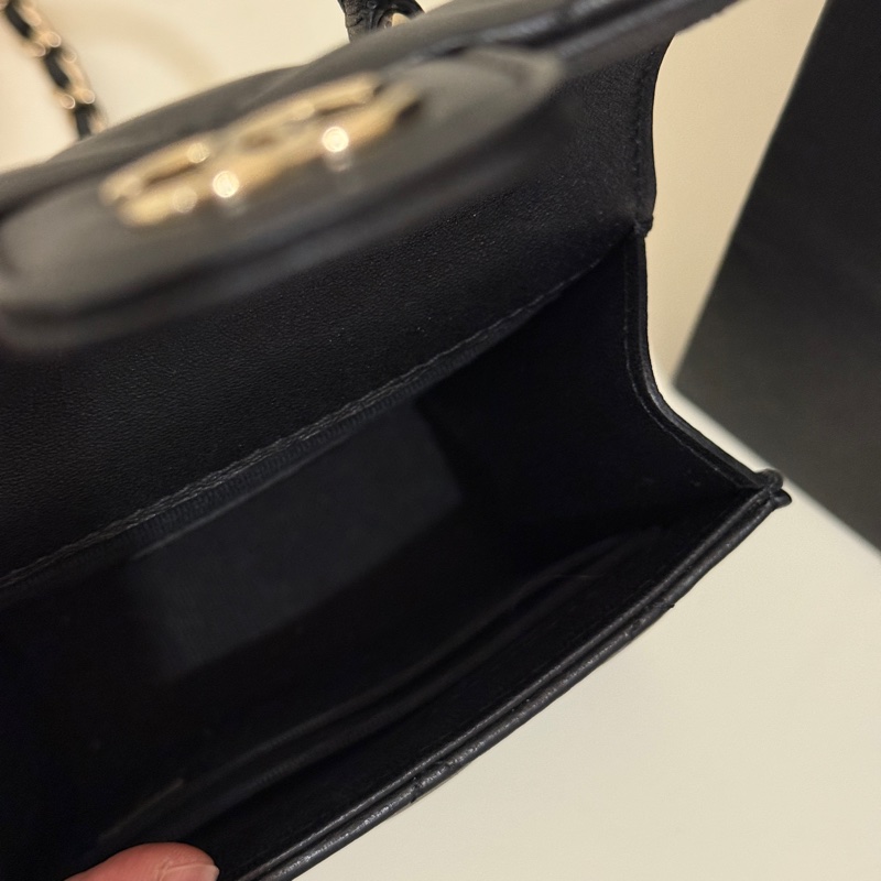 CHANEL 菱格紋提把小廢包-5