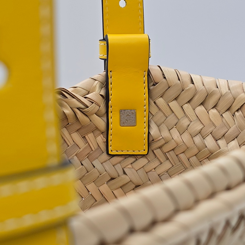 【閒置品🍋 度假沙灘】LOEWE 🇪🇸 檸檬黃 拉菲草 菜籃子 草編包 編織包-9