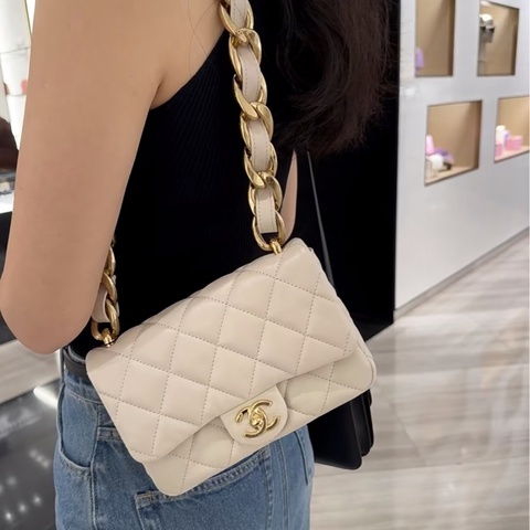 Chanel 乳白色 方胖子 晶片款