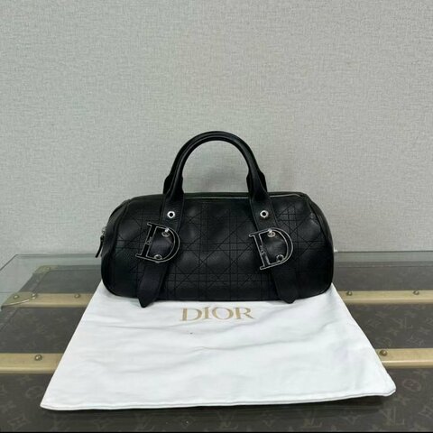 ✨DIOR 中古琺瑯質雙D牛皮保齡球包32*15*14  98新配件塵袋