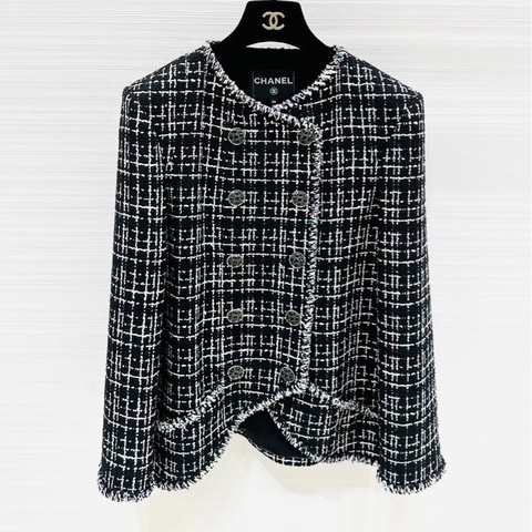 ⭐️ Chanel Jacket 外套