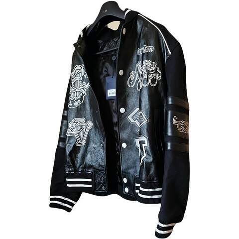 Louis Vuitton Varsity Blouson
9成新棒球外套 Size:48