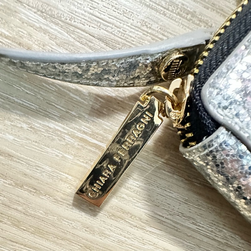 Chiara Ferragni 眨眼長夾-斜揹/側揹/手拿三用包-10