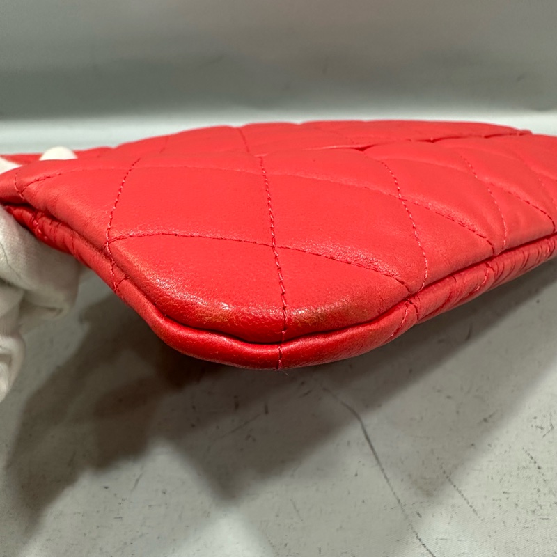 chanel A82045 蜜桃色羊皮金釦 手拿包-12