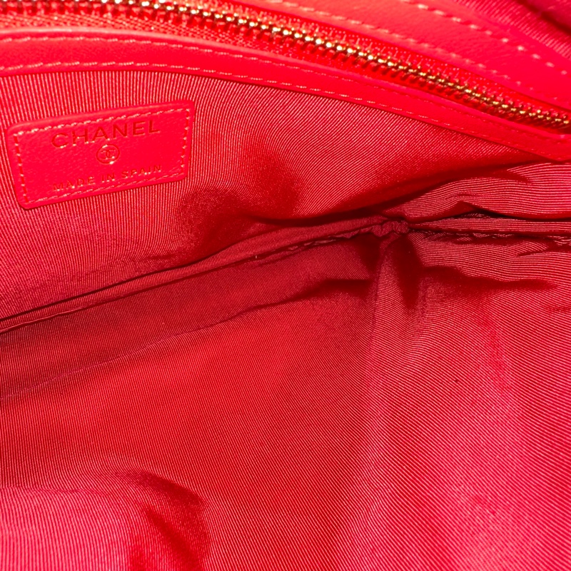 chanel A82045 蜜桃色羊皮金釦 手拿包-28