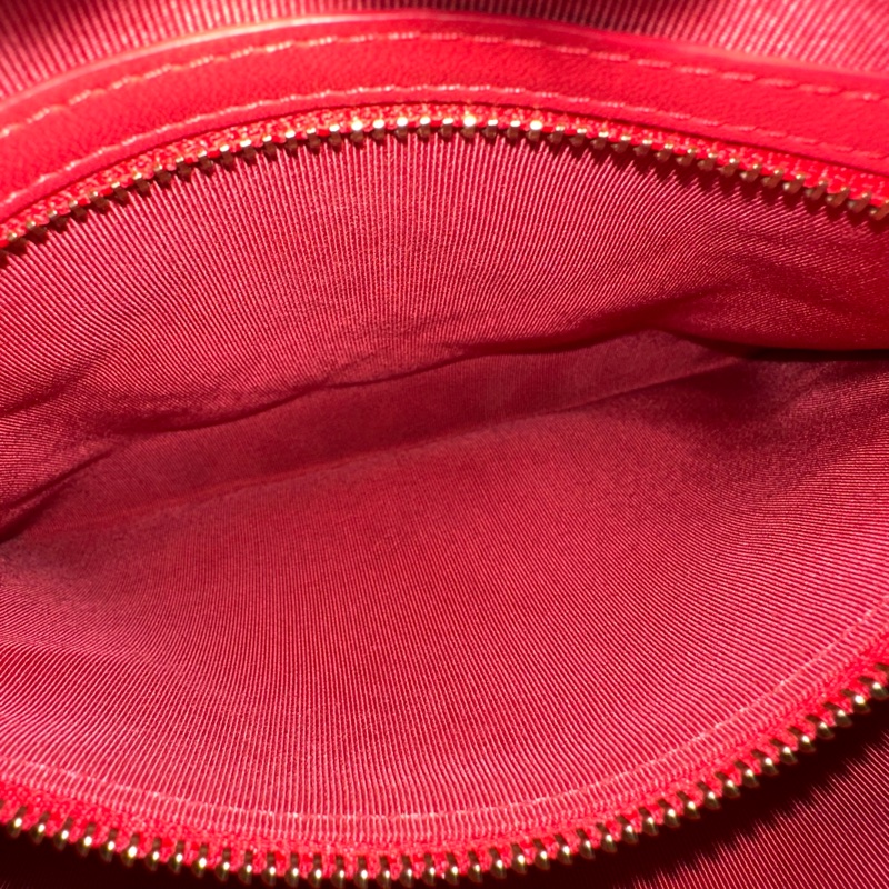 chanel A82045 蜜桃色羊皮金釦 手拿包-32