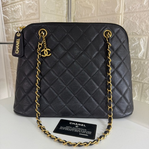 Chanel黑金鱼子酱双C吊牌鏈條奶粉包