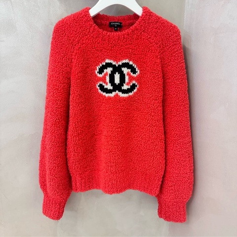 ⭐️ Chanel Top 毛衣