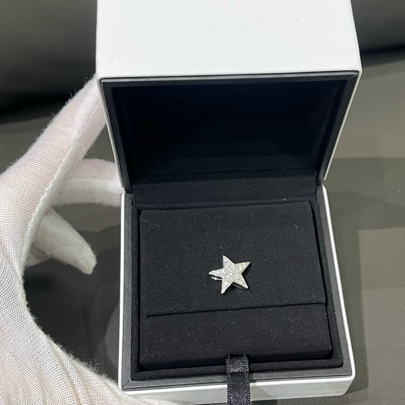 CHANEL白金满钻中号星星吊坠-1