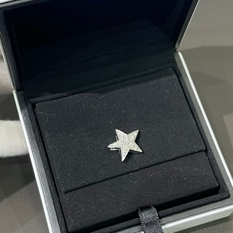 CHANEL白金满钻中号星星吊坠-2
