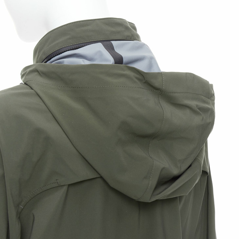 HERMES Ponant khaki polyamide blend black trim zip up hooded windbreaker S-7