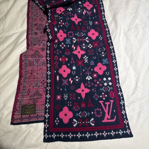 LV 圍巾
