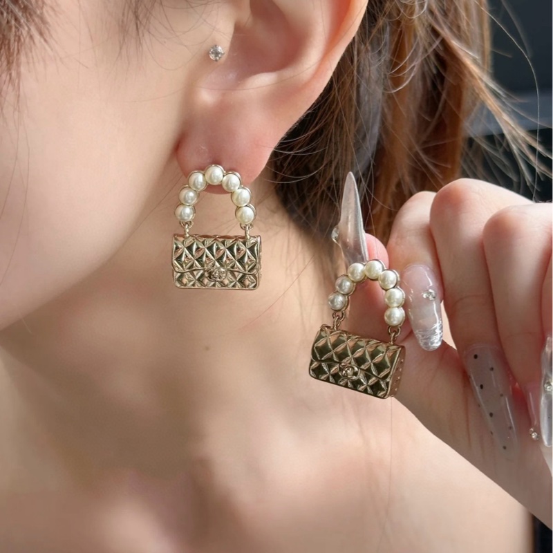 Chanel earring 爆款淡珍珠耳環-7