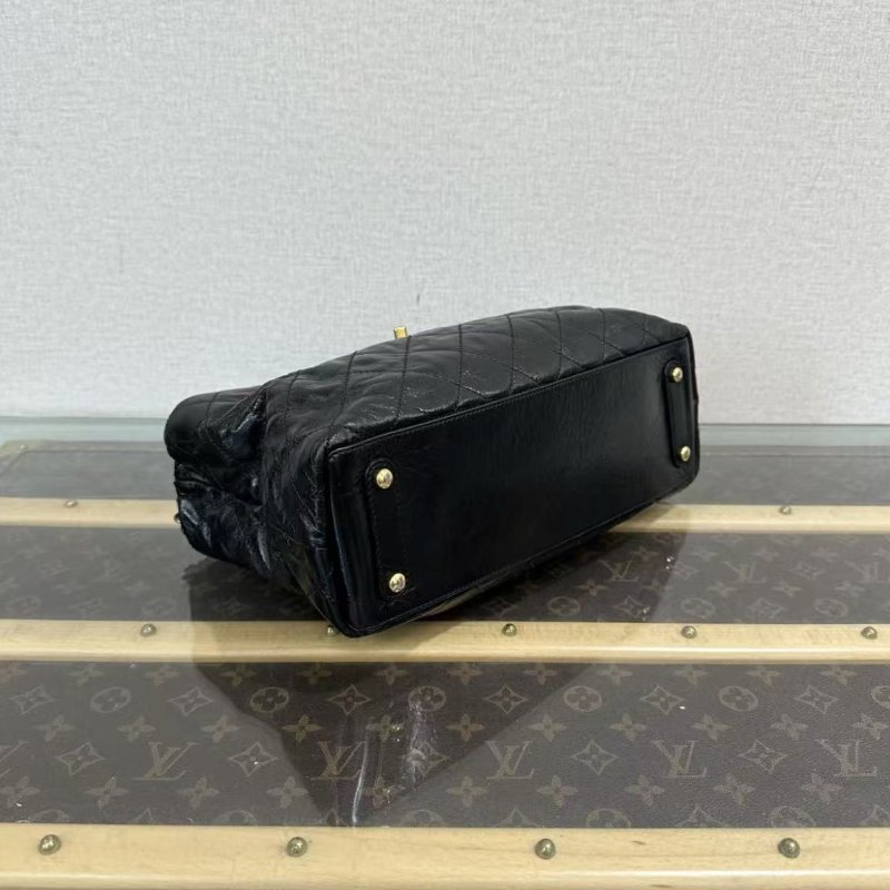 CHANEL 黑金牛皮珍珠魚皮手提托特包 31*15*10 98新配件塵袋-4