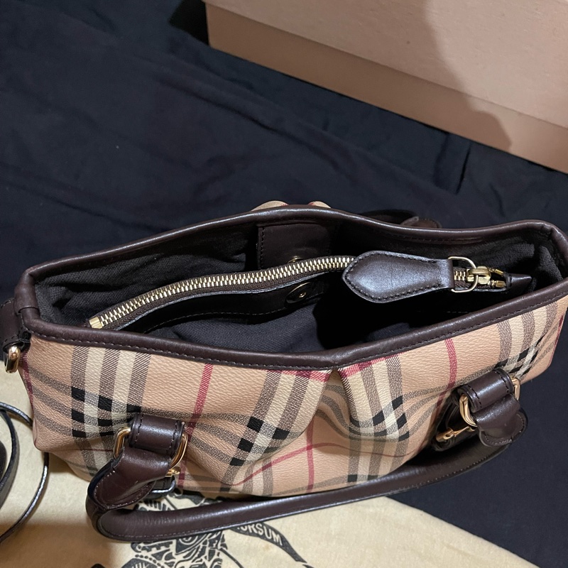 Berberry經典格紋手提肩背側背包-32