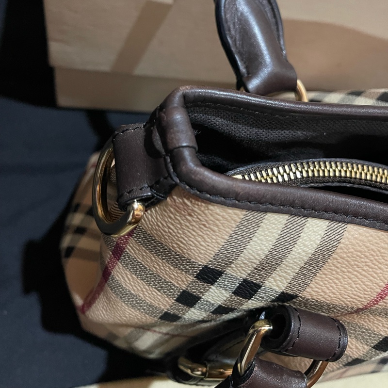 Berberry經典格紋手提肩背側背包-56