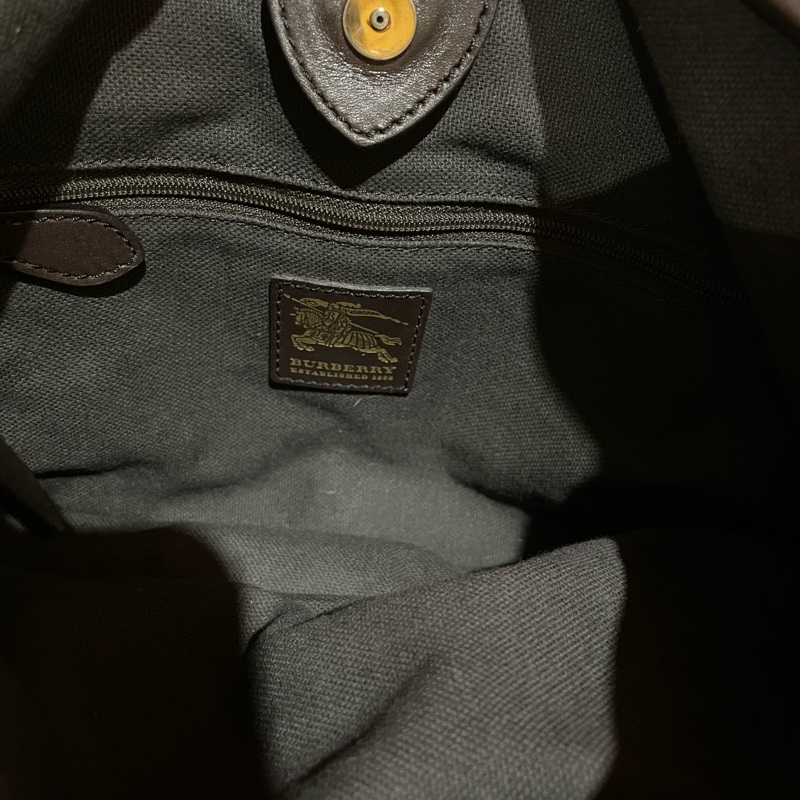 Berberry經典格紋手提肩背側背包-66