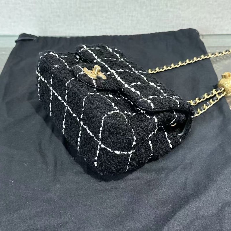 CHANEL 黑白毛呢金球方胖子肩背斜背包 17*13*7 98新 配件塵袋-1