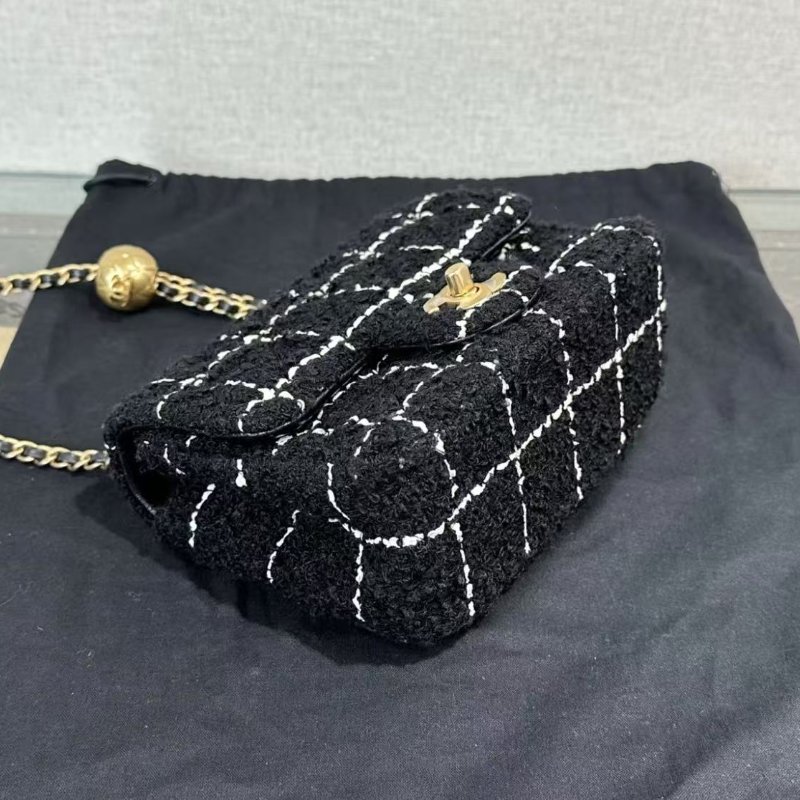 CHANEL 黑白毛呢金球方胖子肩背斜背包 17*13*7 98新 配件塵袋-3