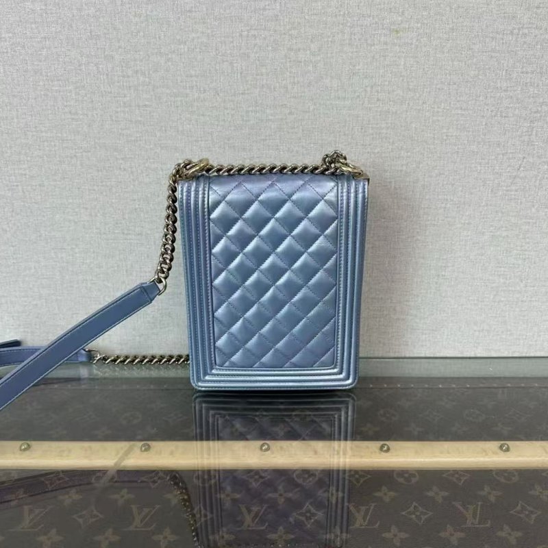 CHANEL 珠光金扣leboy肩背斜背鏈條包 16*19*5 98新配件塵袋-5