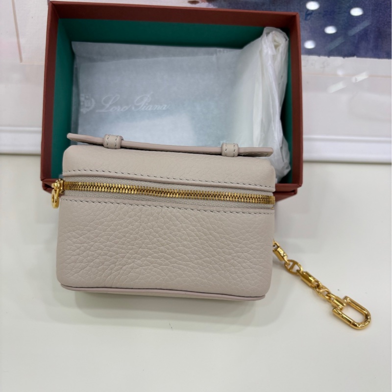 Loro Piana/LP mini Extra Pocket 大象灰 包挂/耳機包  閒置新 有購證-1