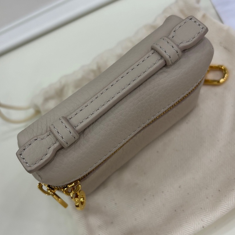 Loro Piana/LP mini Extra Pocket 大象灰 包挂/耳機包  閒置新 有購證-6