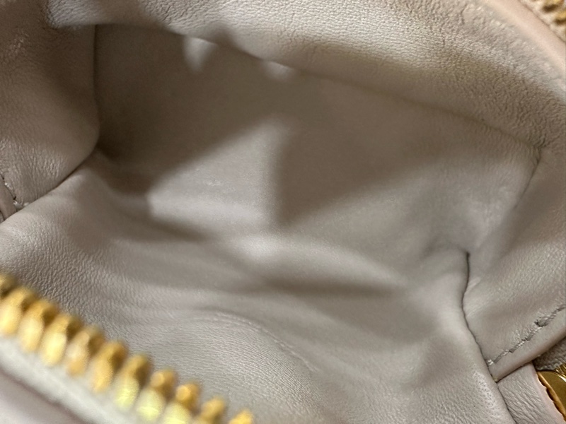 Loro Piana/LP mini Extra Pocket 大象灰 包挂/耳機包  閒置新 有購證-7