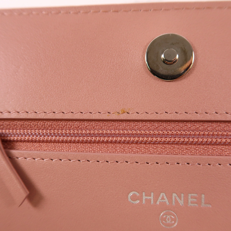 CHANEL 漆皮皮革/牛皮皮革WOC Wallet On Chain銀扣鏈帶肩背袋-21