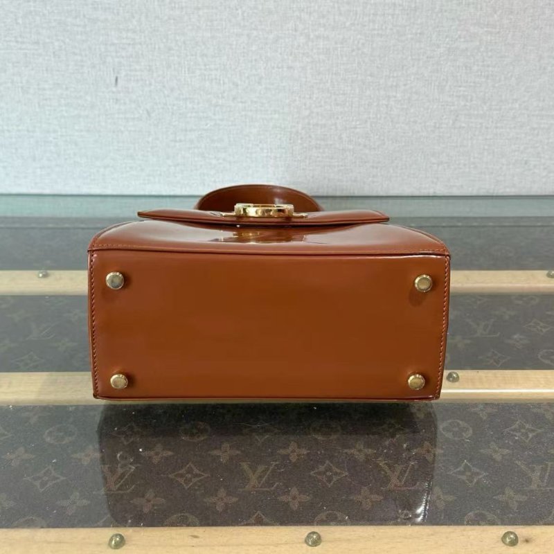 ✨Salvatore Ferragamo 金棕色金扣小號博物館手提斜背包 20*18*9 98新 配件塵袋-4