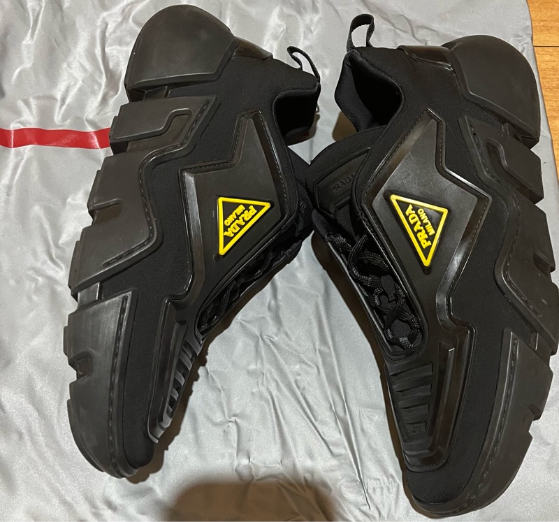 PRADA 黑色橡膠運動鞋  球鞋346#39-42