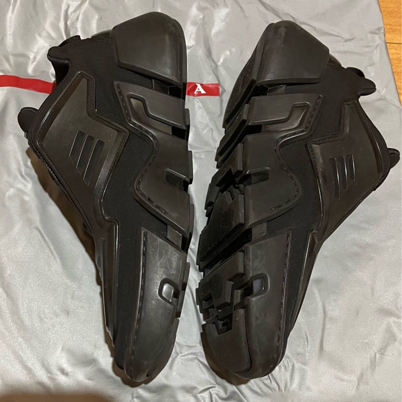 PRADA 黑色橡膠運動鞋  球鞋346#39-45