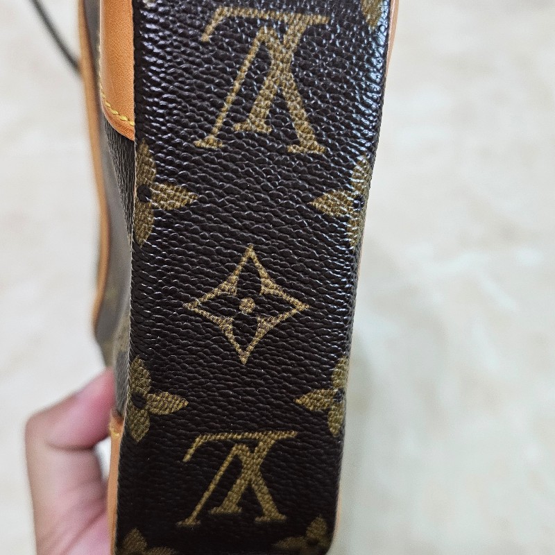 LV 斜背包 相機包 經典老花款-3