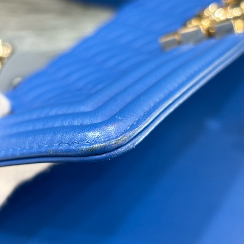 CHANEL A67086 COCO BOY 25 閃電藍羊皮 菱格 淡金釦 斜背包肩背包男孩包口蓋包-20