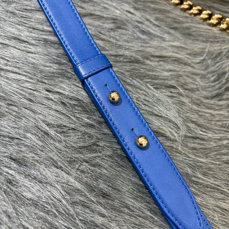 CHANEL A67086 COCO BOY 25 閃電藍羊皮 菱格 淡金釦 斜背包肩背包男孩包口蓋包-31