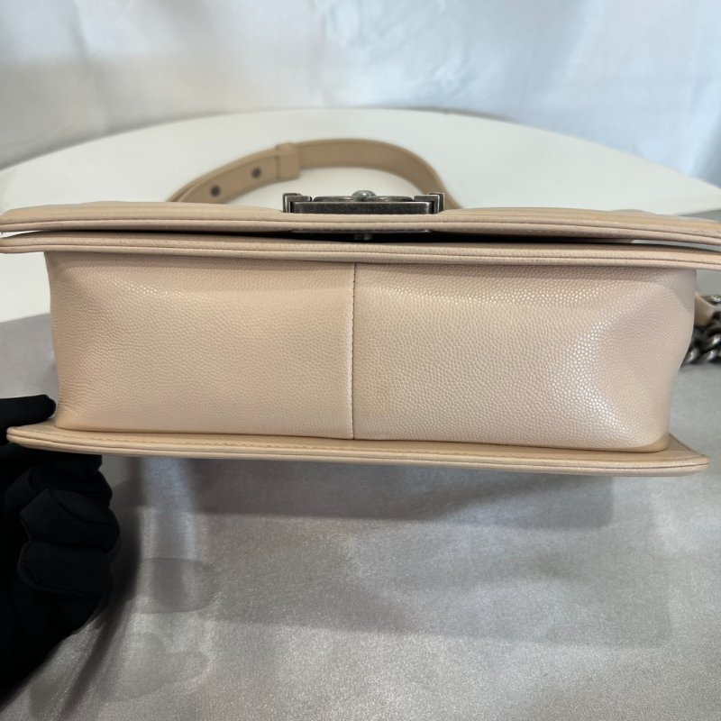 CHANEL 25開 粉膚荔枝皮山型紋BOY25-2