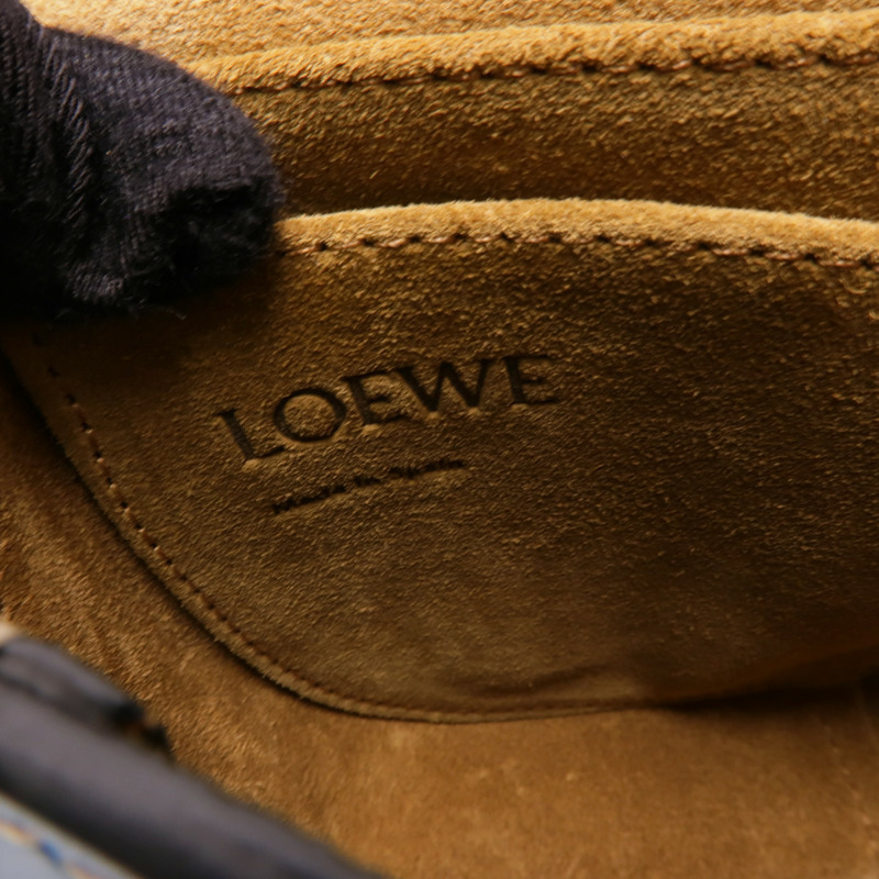 LOEWE 牛皮皮革Gate Bumbag銀扣腰包-11