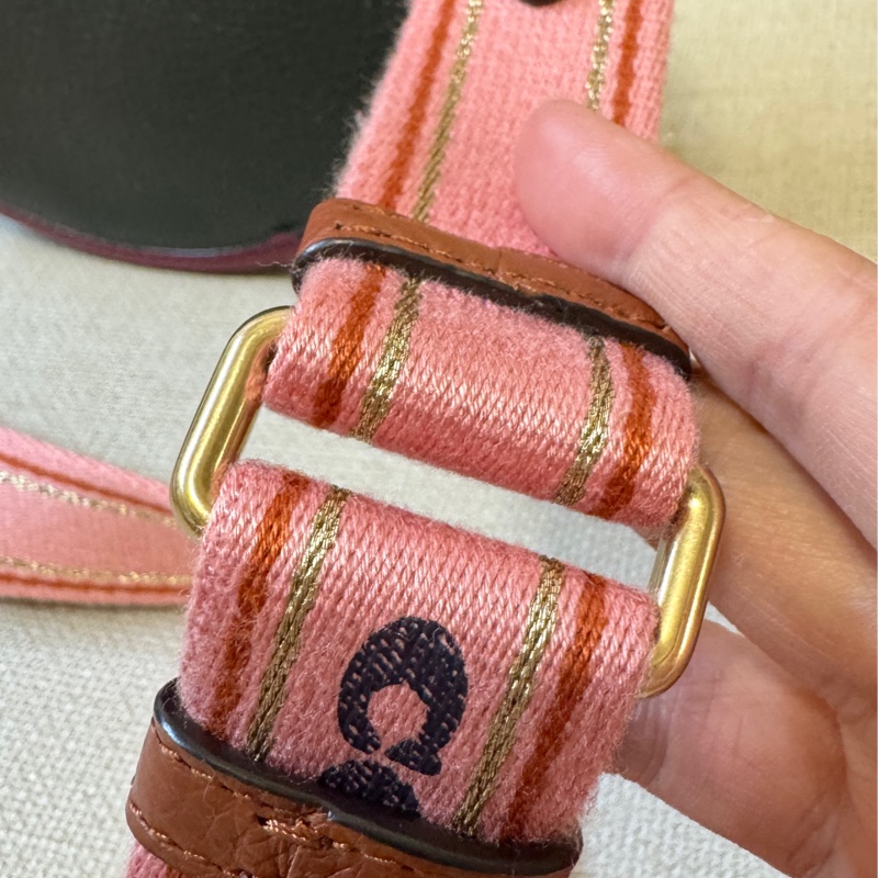 coach側背圓餅包-15