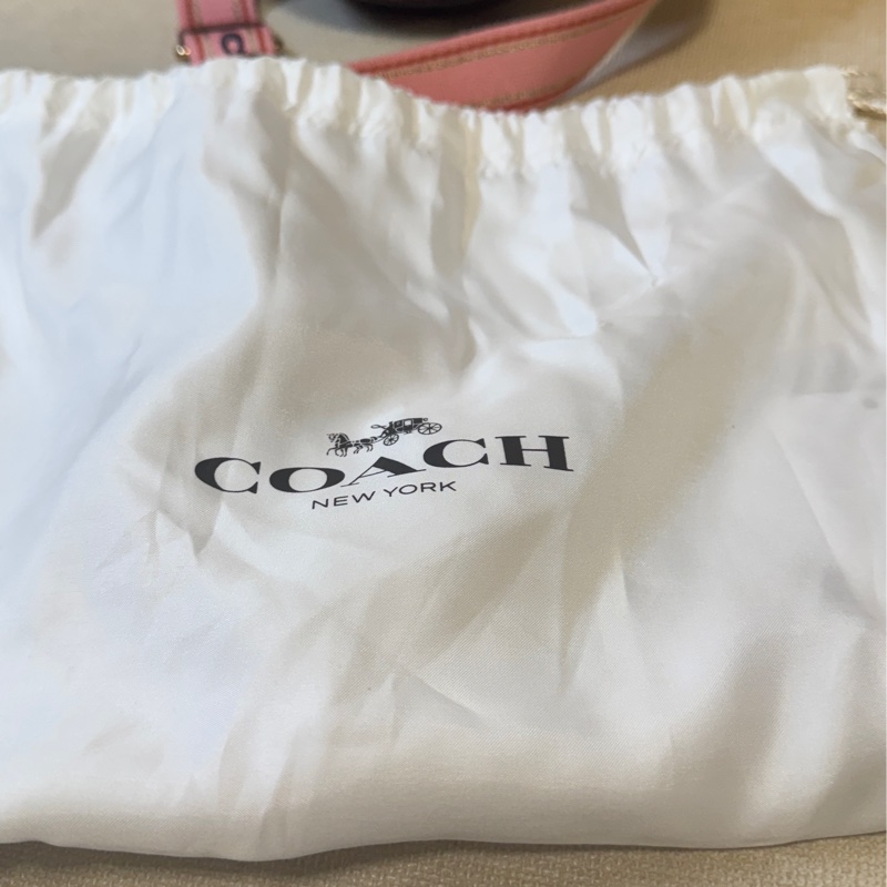 coach側背圓餅包-18