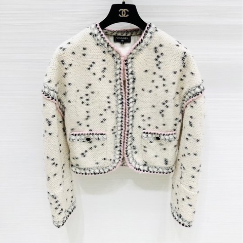 ⭐️ Chanel Jacket 外套