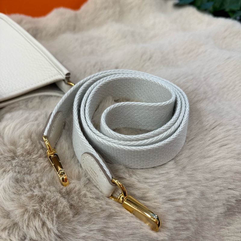 HERMES Mini Evelyne 奶昔白金stamp K-10